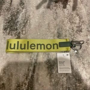 Lululemon Never Lost Key Chain - DISCONTINUED LIMITED EDITION GREEN